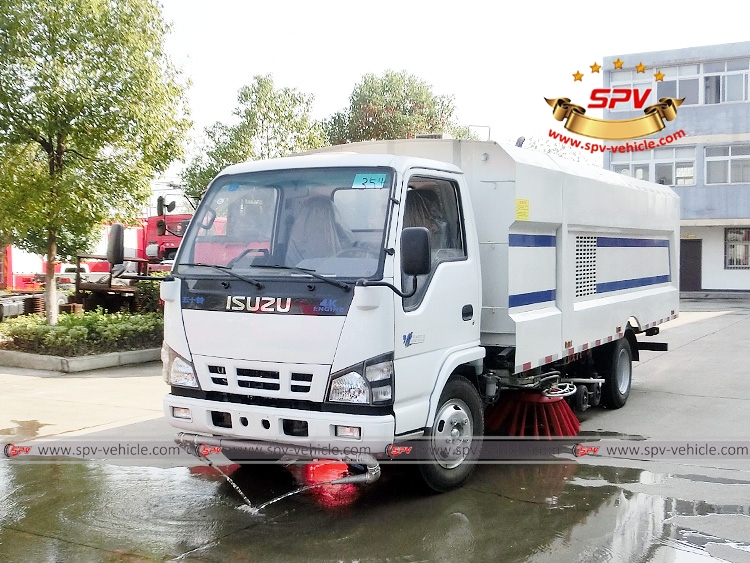 Washing and Cleaning Truck ISUZU-LF Washing and Cleaning Truck ISUZU-LF